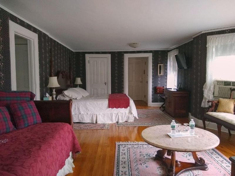 Blackberry River Inn image