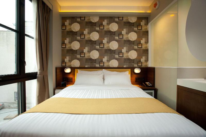 Nobleden Hotel image