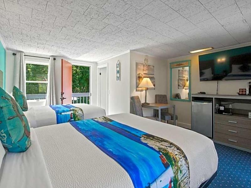 Olde Tavern Motel And Inn image