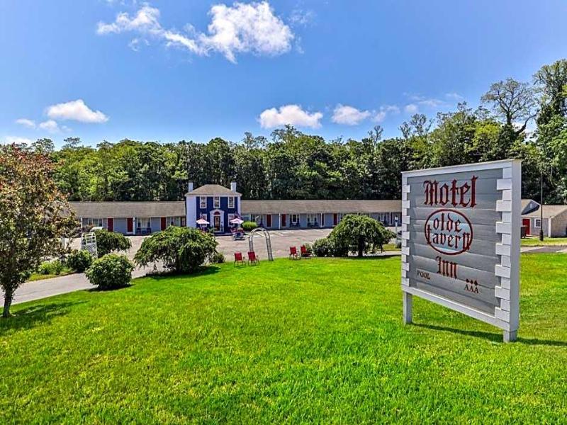 Olde Tavern Motel And Inn image