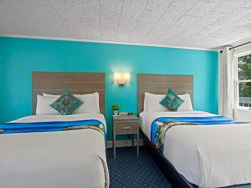 Olde Tavern Motel And Inn image