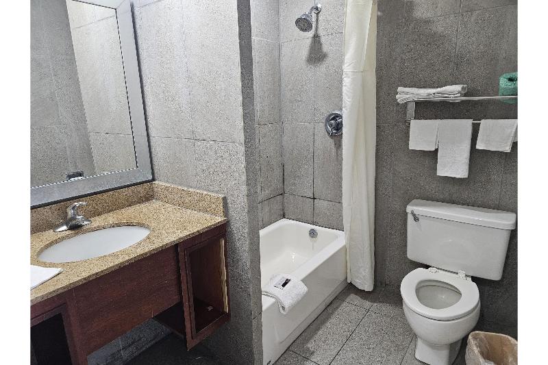 Travel Inn By OYO Omaha image
