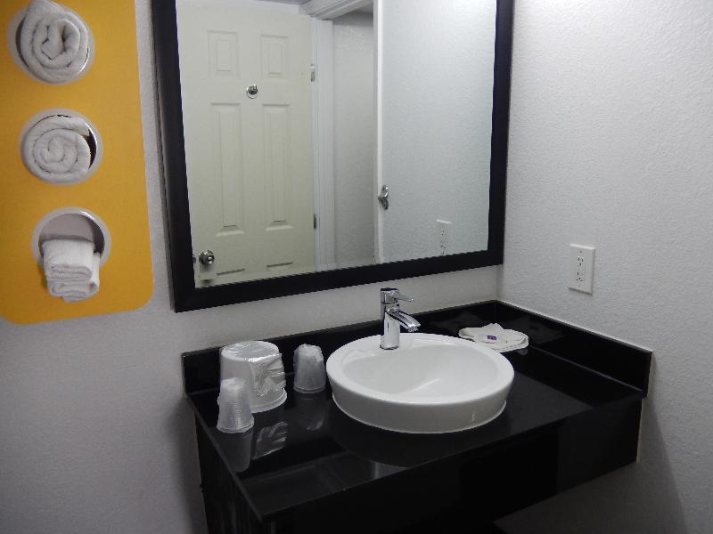 Motel 6 Portland, Tx 5