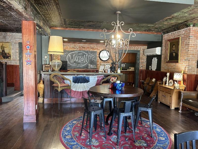 William Watson Hotel image