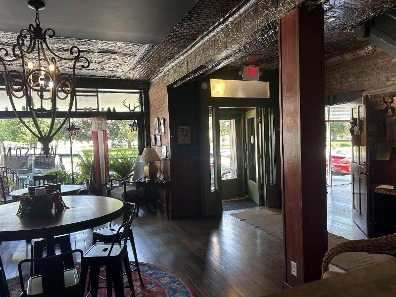 William Watson Hotel image