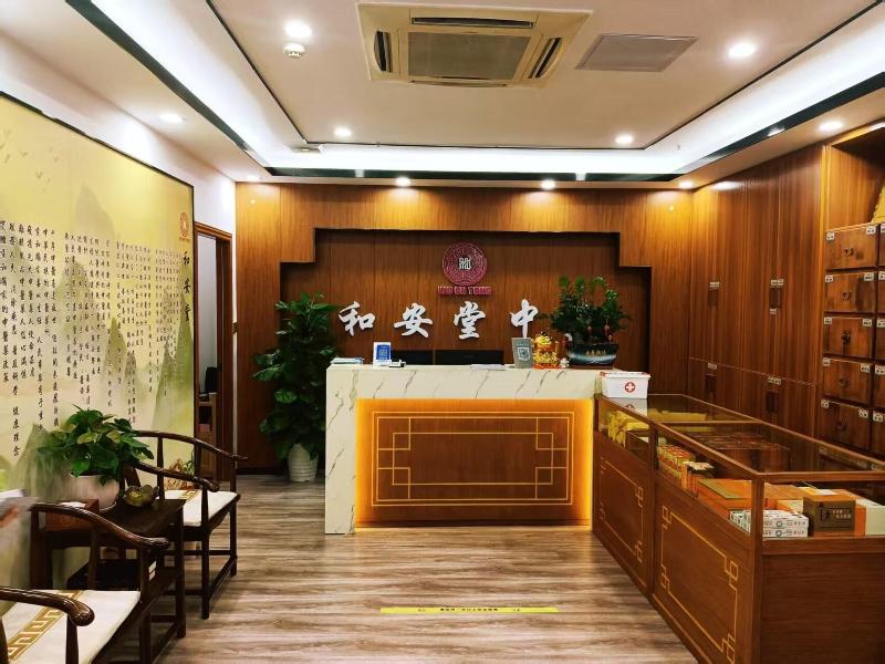 Lucky Holiday Hotel image