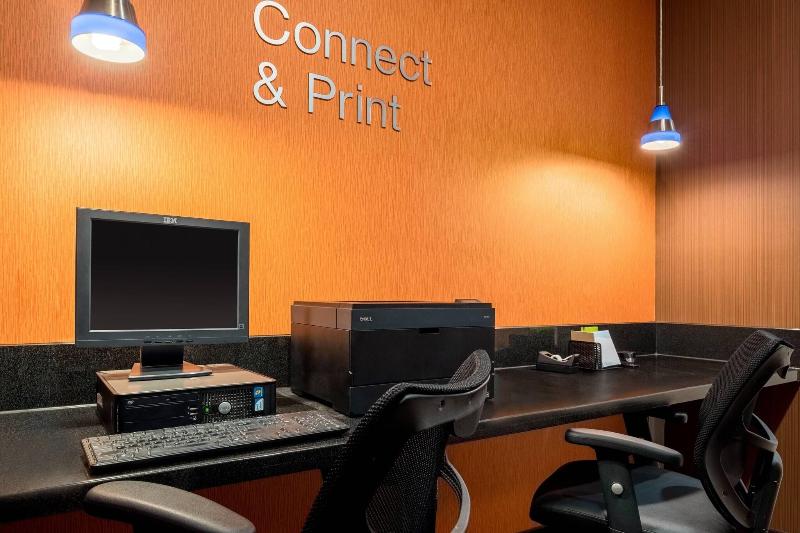 Fairfield Inn Suites Stevens Point image