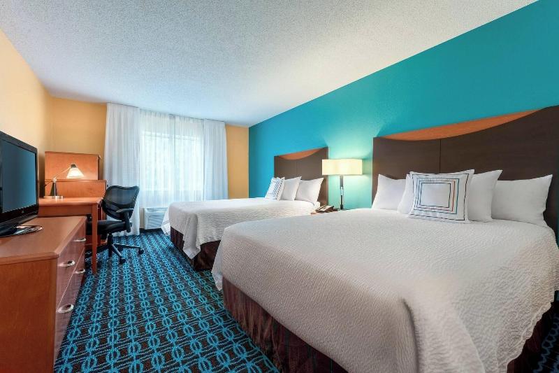 Fairfield Inn Suites Stevens Point image