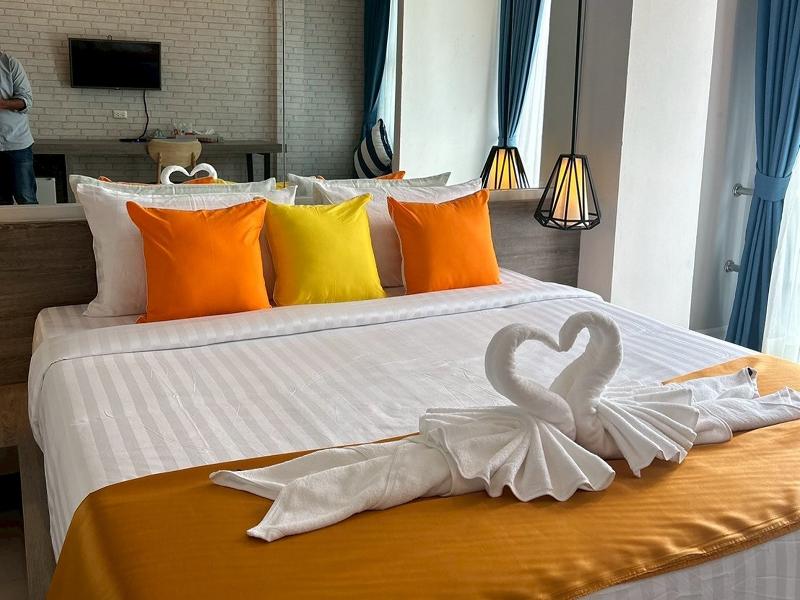 MORE Patong Hotel image