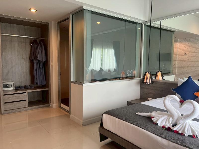 MORE Patong Hotel image