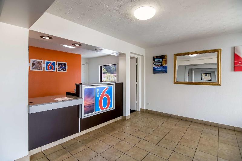 Motel 6 Opelika, AL image