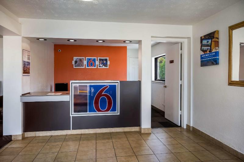 Motel 6 Opelika, AL image
