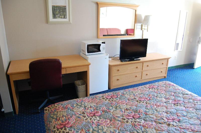 Western Inn Lakewood Tacoma - Image 1