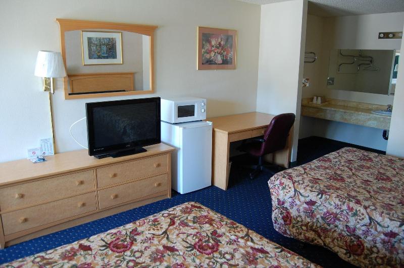 Western Inn Lakewood Tacoma - Image 8