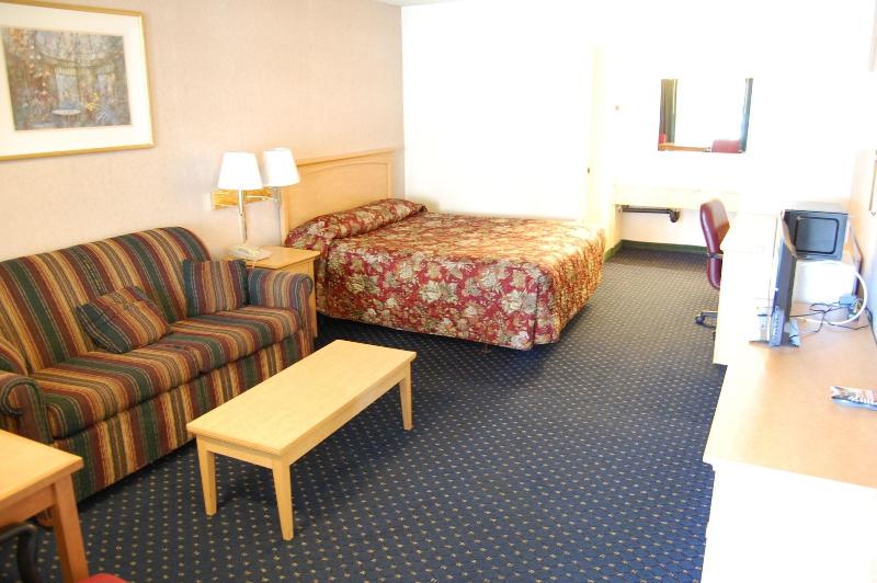 Western Inn Lakewood Tacoma - Image 9