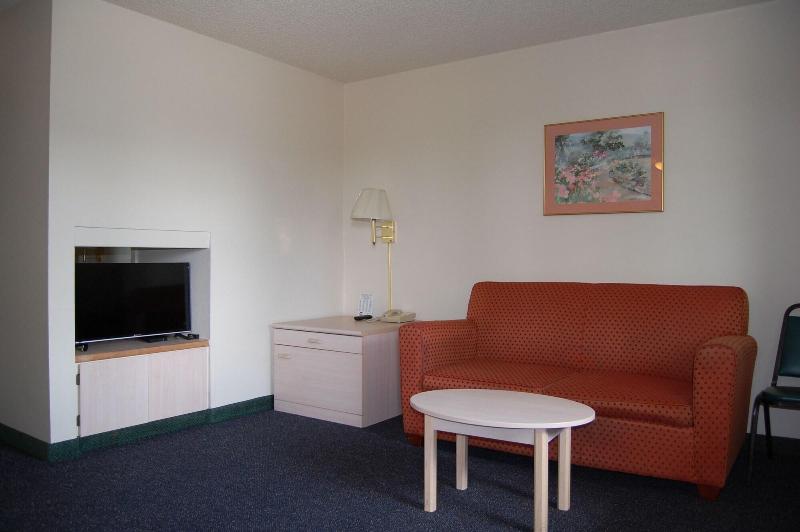 Western Inn Lakewood Tacoma - Image 3