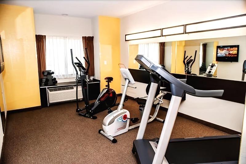 Three Rivers Inn Suites