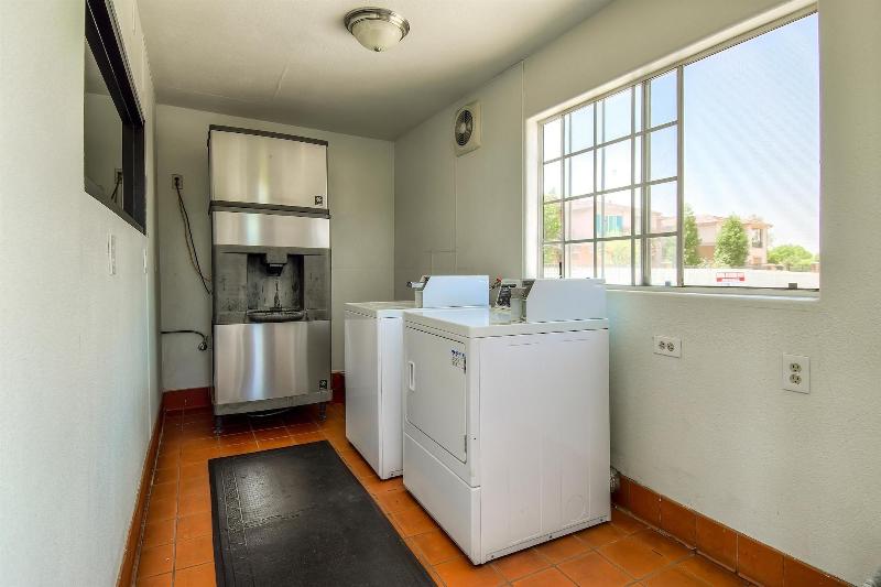 Motel 6 Menifee Sun City Ca image
