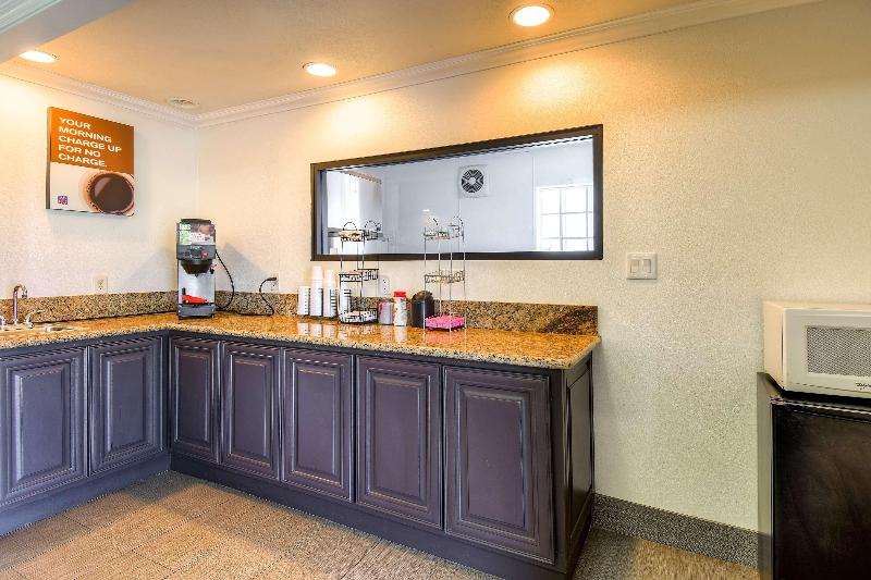 Motel 6 Menifee Sun City Ca image