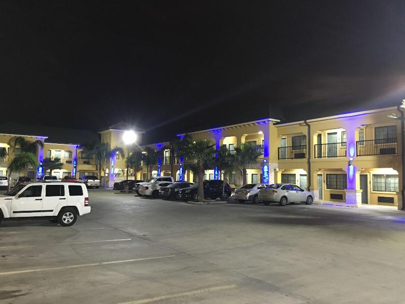 Weslaco Inn Weslaco Mercedes image