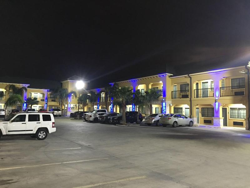 Weslaco Inn Weslaco Mercedes image
