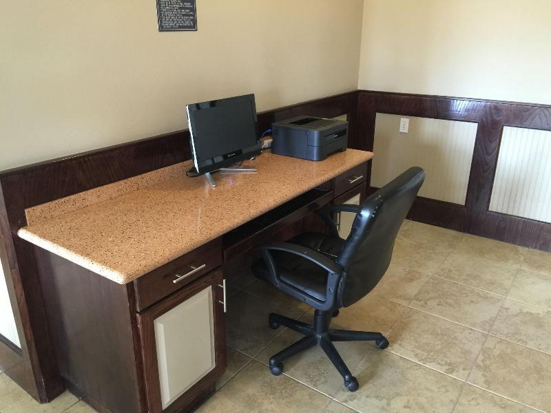 Weslaco Inn Weslaco Mercedes image