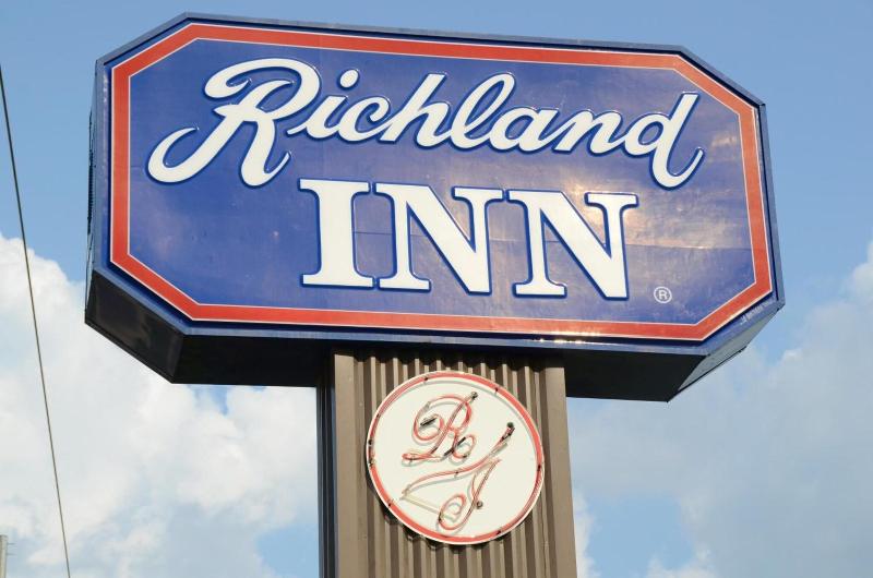 Richland Inn Lewisburg image