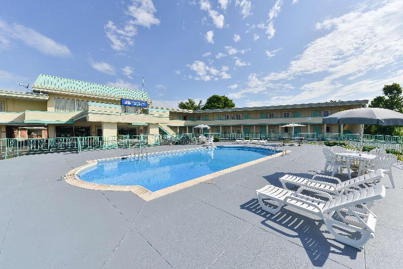 Americas Best Value Inn And Suites South Boston image