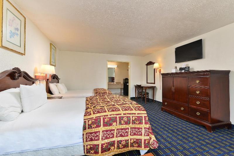 Americas Best Value Inn And Suites South Boston image 7