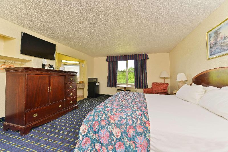 Americas Best Value Inn And Suites South Boston image 4