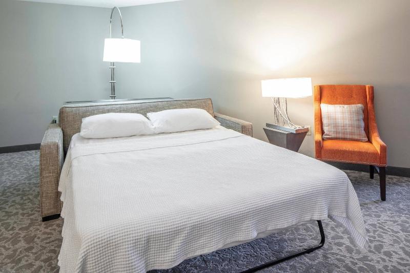 Auburn Marriott Opelika Resort Spa At Grand Nation image