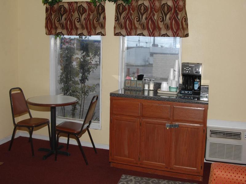Red Carpet Inn Anniston Oxford