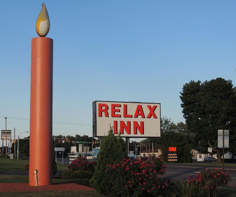 Relax Inn Bloomsburg image