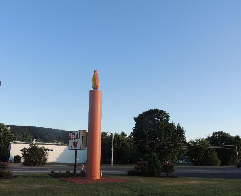 Relax Inn Bloomsburg image
