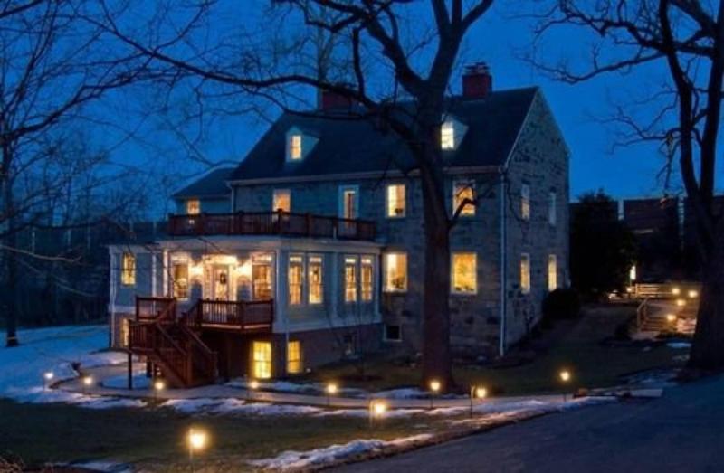 Wayside Inn Bed And Breakfast image