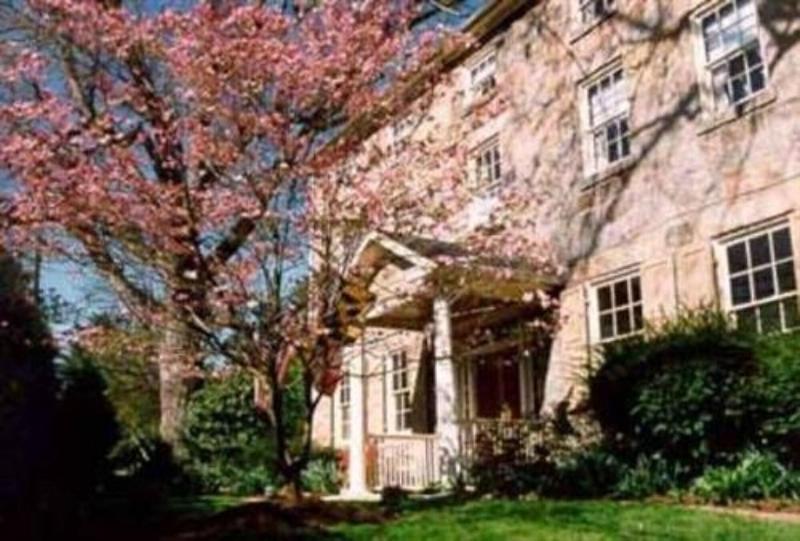 Wayside Inn Bed And Breakfast image