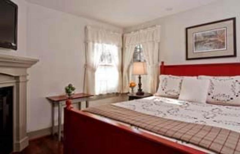 Wayside Inn Bed And Breakfast image
