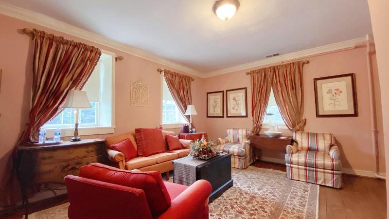 Wayside Inn Bed And Breakfast image