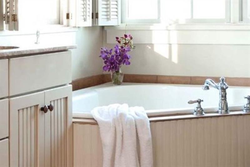 Wayside Inn Bed And Breakfast image