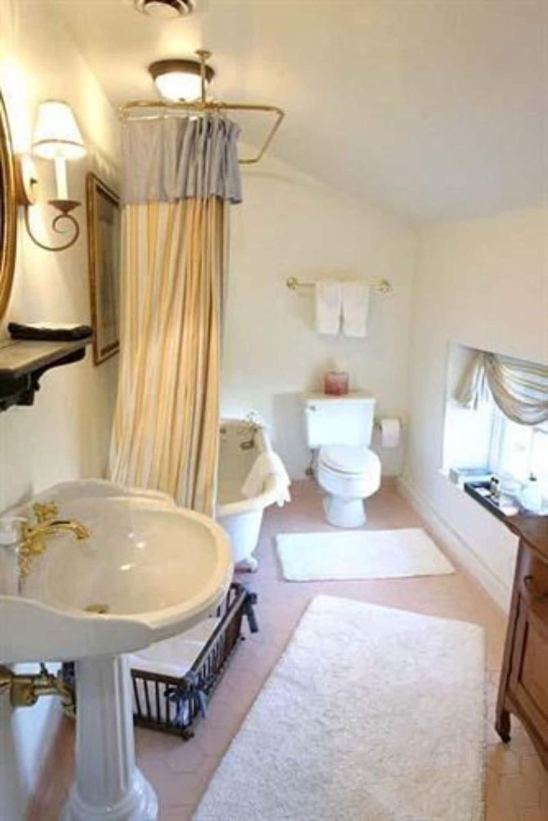 Wayside Inn Bed And Breakfast image