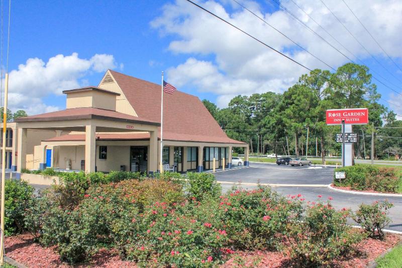 Rose Garden Inn Suites image