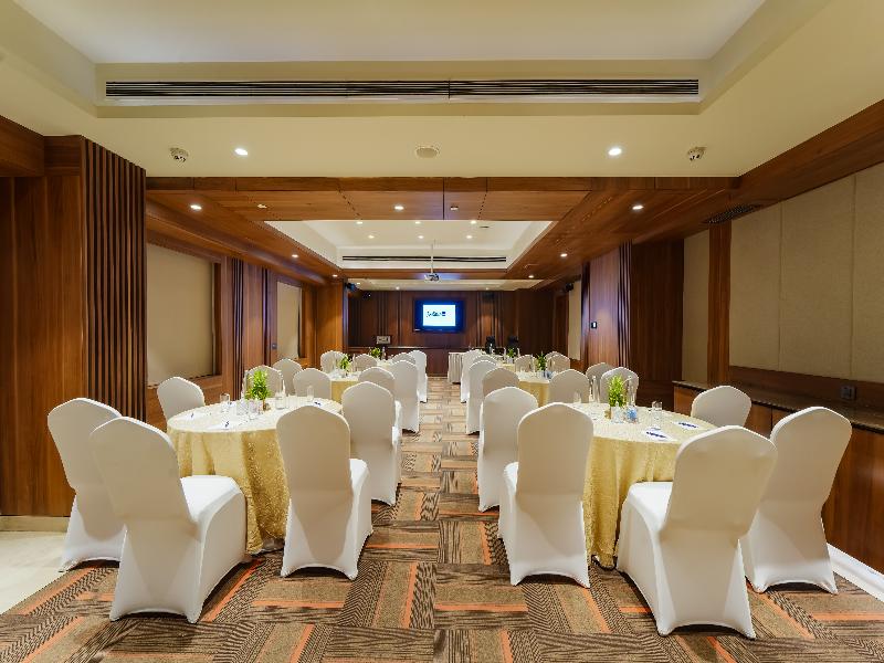 Radisson Blu Towers Kaushambi Delhi NCR image