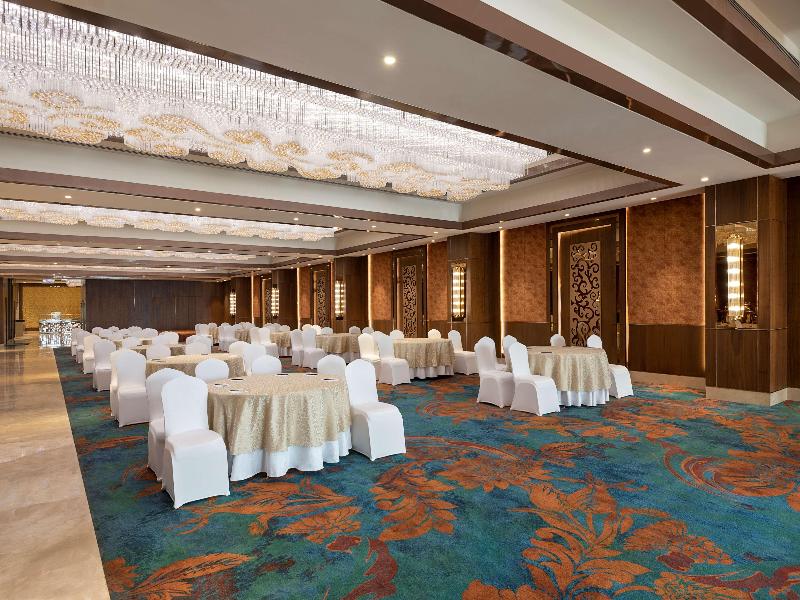 Radisson Blu Towers Kaushambi Delhi NCR image