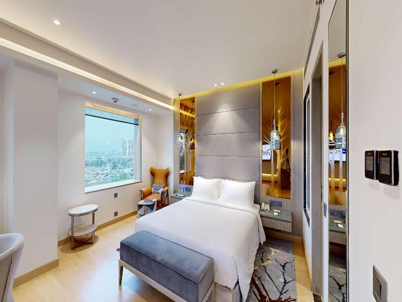 Radisson Blu Towers Kaushambi Delhi NCR image