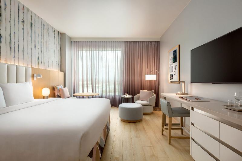 The Viv Hotel, Anaheim, a Tribute Portfolio Hotel image