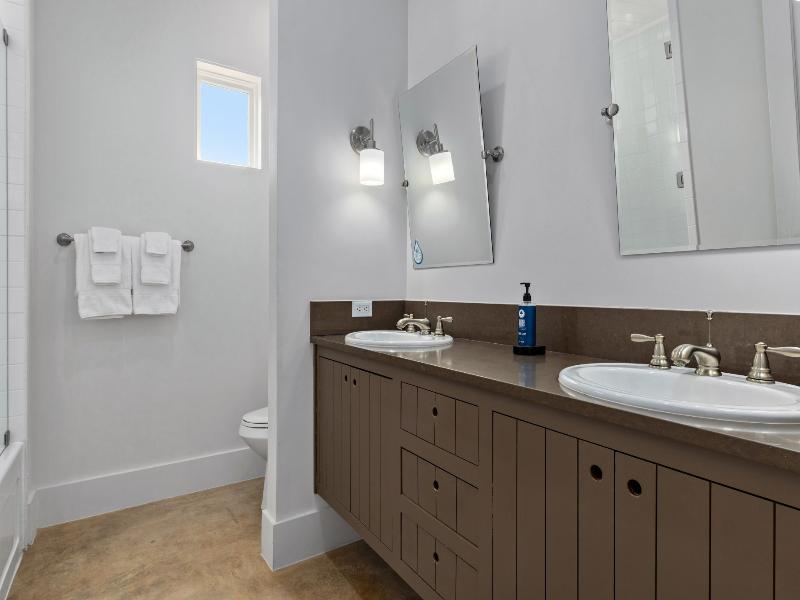 WorldMark Hunt – Stablewood Springs Resort image