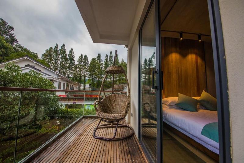 Xihu Memories Tree Hotel image