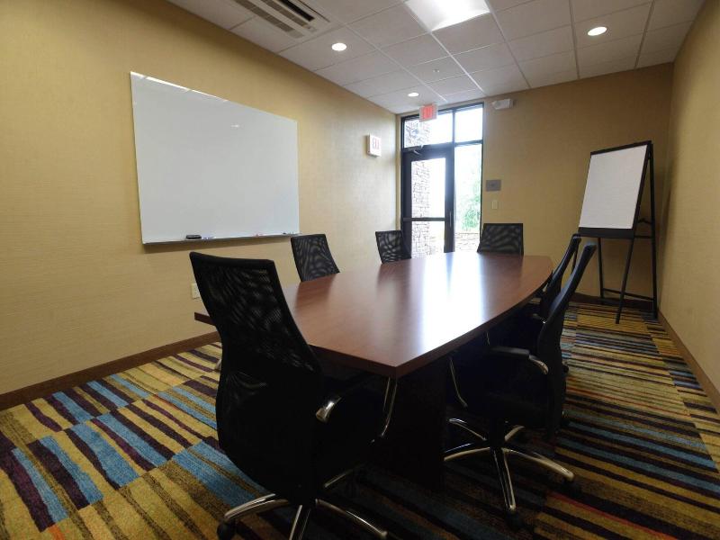 Fairfield Inn Suites By Marriott Bowling image