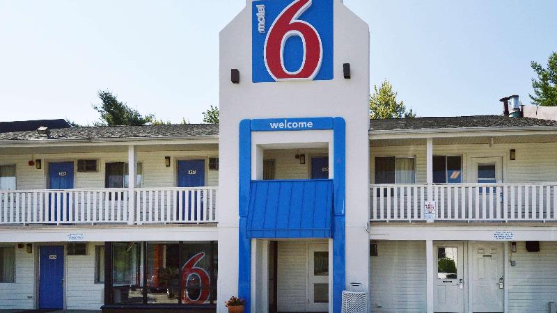 Motel 6 Nashua image