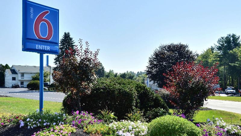 Motel 6 Nashua image